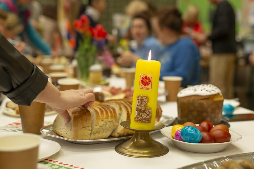Wielkanocne śniadanie w UA Przystanek Grochowa