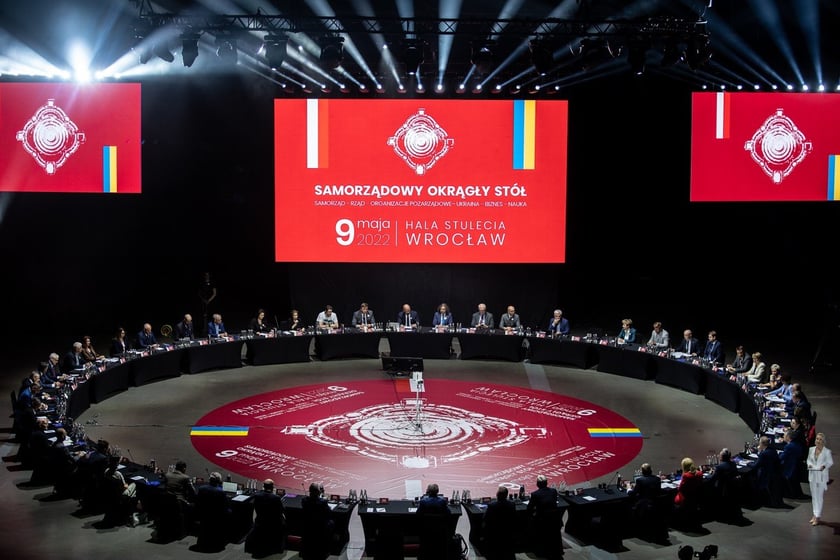 Samorządowy Okrągły Stół 9 maja Hala Stulecia Wrocław