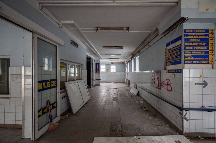 Zobacz dawny szpital na ul. Traugutta we Wrocławiu. Dziś świeci pustkami, ale już pod koniec czerwca ożyje dzięki 20. edycji Przeglądu Sztuki SURVIVAL
