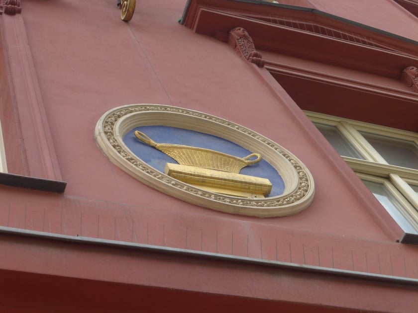 Odnowione kamienice przy pl. Nankiera