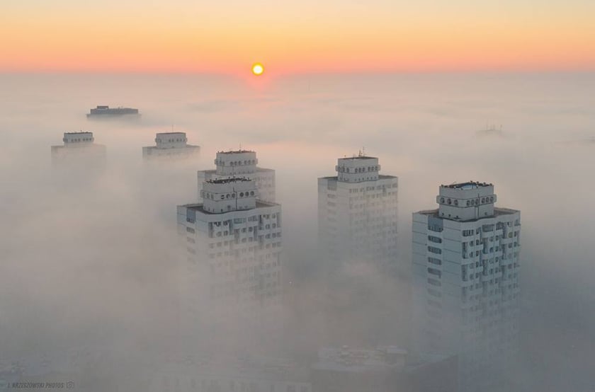Wrocław z drona wygląda wspaniale. Na zdjęciu pl. Grunwaldzki i "sedesowce"