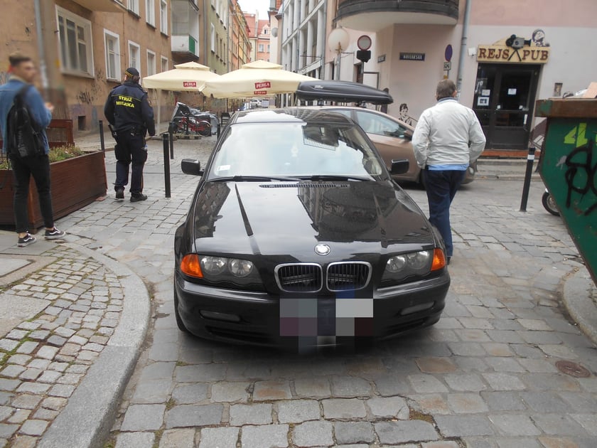 Tak parkują "mistrzowie" z Wrocławia