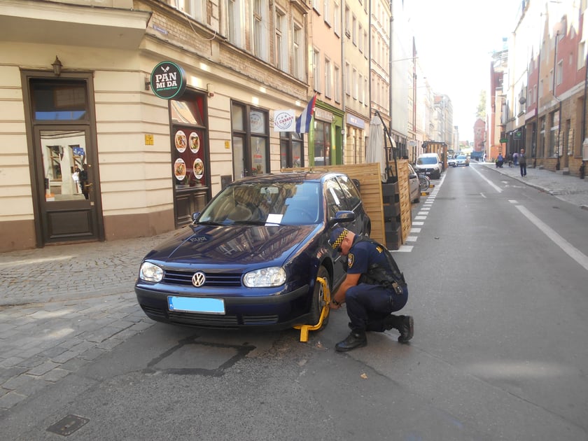 Tak parkują "mistrzowie" z Wrocławia