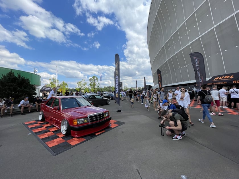 Ultrace czyli niesamowite auta na Tarczyński Arena Wrocław