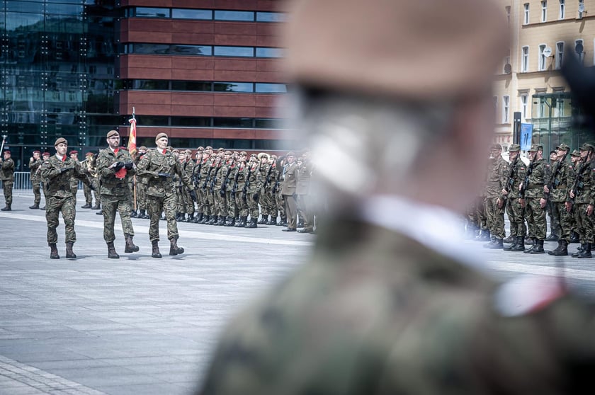 Uroczysta przysięga żołnierzy 16. Dolnośląskiej Brygady Obrony Terytorialnej