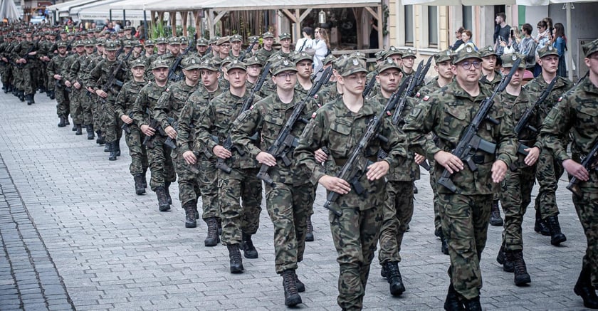 Uroczysta przysięga żołnierzy 16. Dolnośląskiej Brygady Obrony Terytorialnej