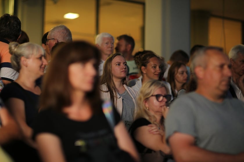 Wyjątkowy pokaz fontanny multimedialnej o powodzi tysiąclecia - Pergola przy Hali Stulecia. 23 lipca 2022 r.