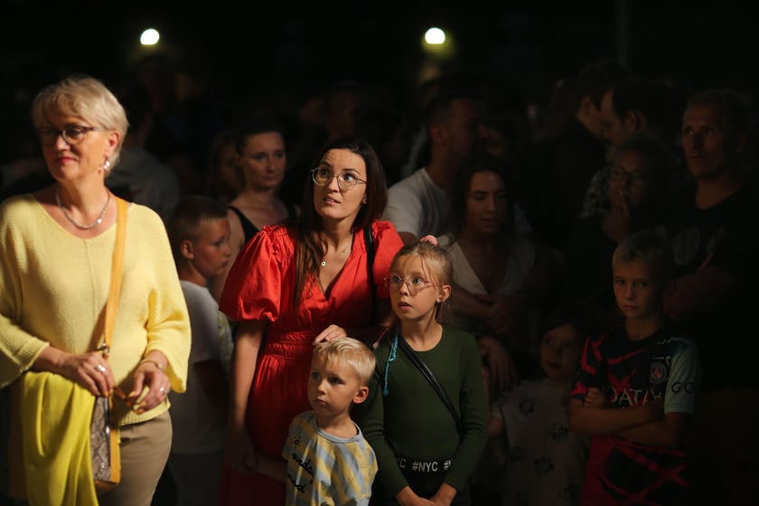 Wyjątkowy pokaz fontanny multimedialnej o powodzi tysiąclecia - Pergola przy Hali Stulecia. 23 lipca 2022 r.