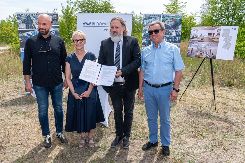 Podpisano umowę na realizację zespołu szkolno-przedszkolnego przy ul. Cynamonowej