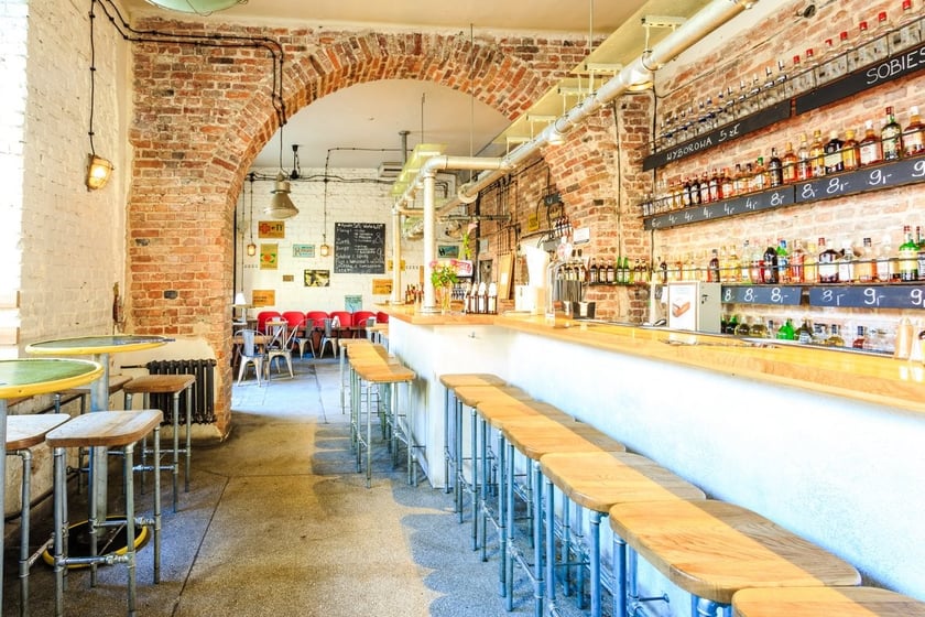 Kombinat to znany pub na pl. Solnym we Wrocławiu.