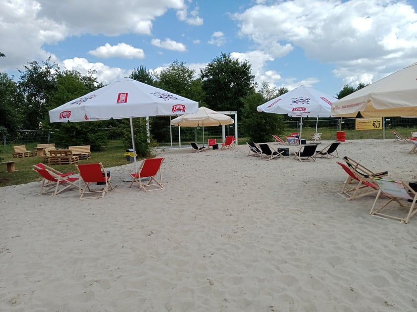 Nowy Beach Bar we Wrocławiu powstał na Maślicach. Obok są: staw, kąpielisko i miejsca do grillowania