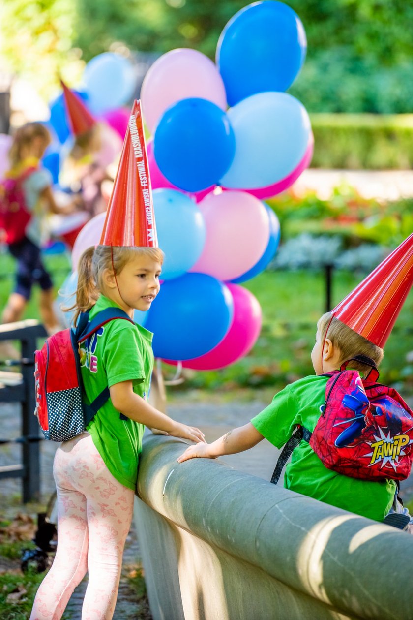 Wrocławski Festiwal Krasnoludków, to impreza dla całych rodzin. Wśród głównych atrakcji zaplanowano spektakle, warsztaty i zabawy dla najmłodszych