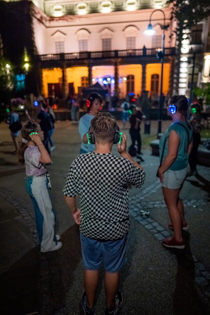 Wrocławski Festiwal Krasnoludków, to impreza dla całych rodzin. Wśród głównych atrakcji zaplanowano spektakle, warsztaty i zabawy dla najmłodszych