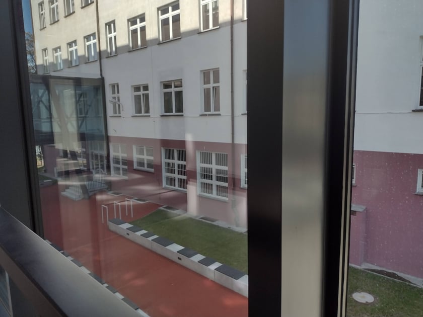 Budynek sportowy Liceum Ogólnokształcącym nr XIII im. Aleksandra Fredry gotowy na nowy rok szkolny