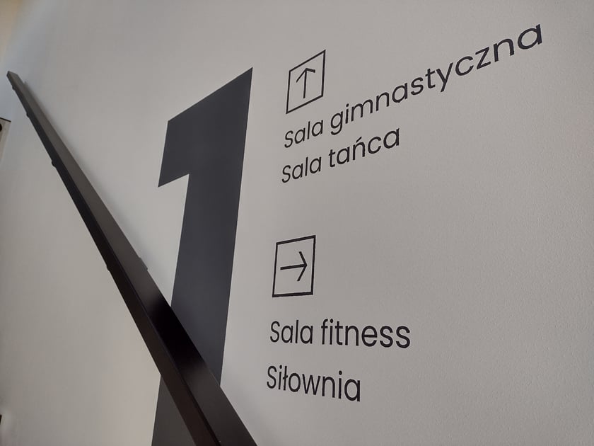 Budynek sportowy Liceum Ogólnokształcącym nr XIII im. Aleksandra Fredry gotowy na nowy rok szkolny