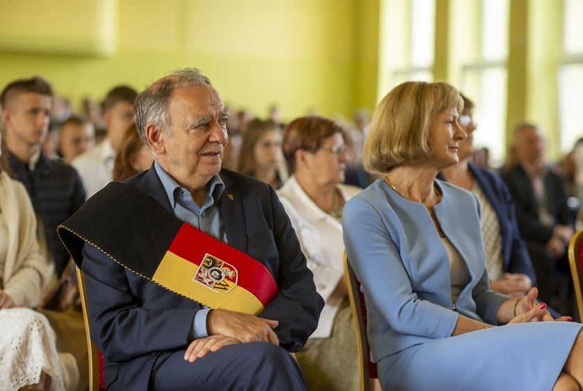 Rozpoczęcie roku szkolnego 2022/2023 w Lotniczych Zakładach Naukowych
