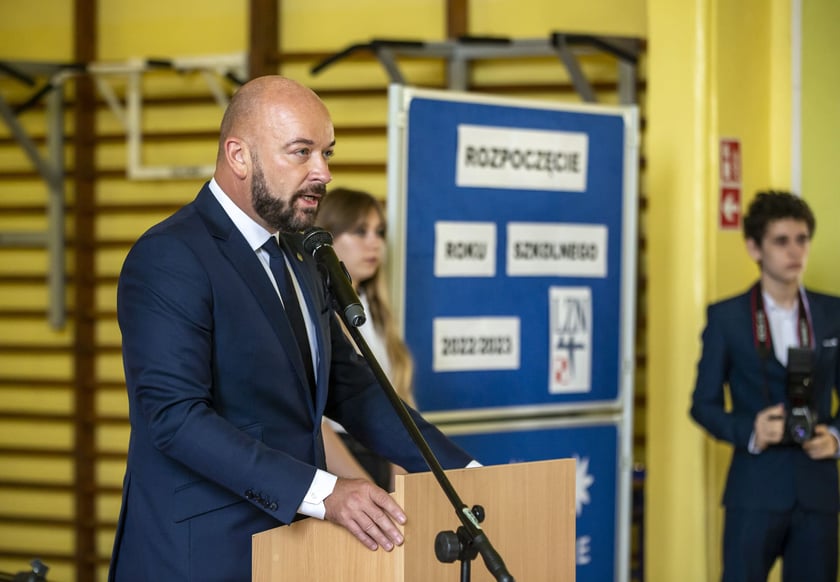 Rozpoczęcie roku szkolnego 2022/2023 w Lotniczych Zakładach Naukowych