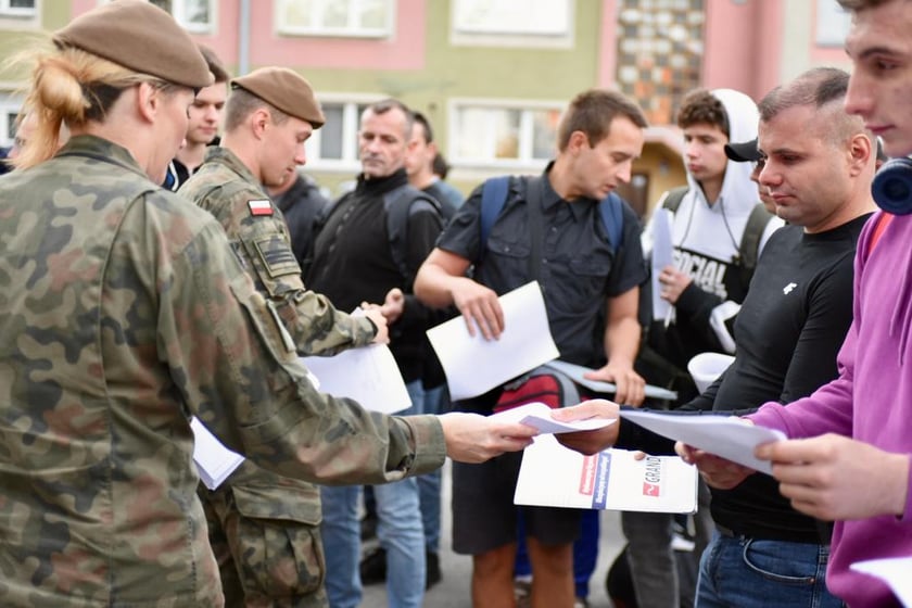 rekrutacja do Wojsk Obrony Terytorialnej (WOT) we Wrocławiu