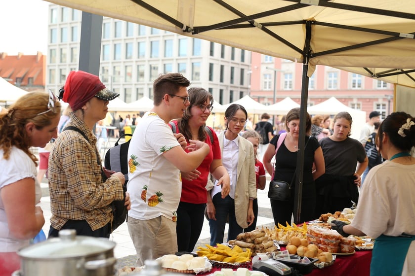 Festiwal Pierogów Świata 2022 na pl. Nowy Targ we Wrocławiu