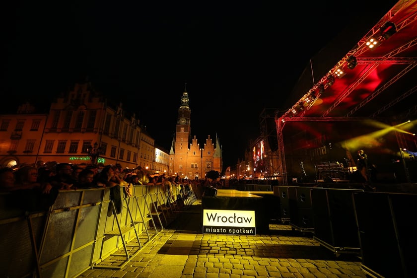 Koncert Kamila Bednarka na wrocławskim Rynku - 9 września 2022 r.
