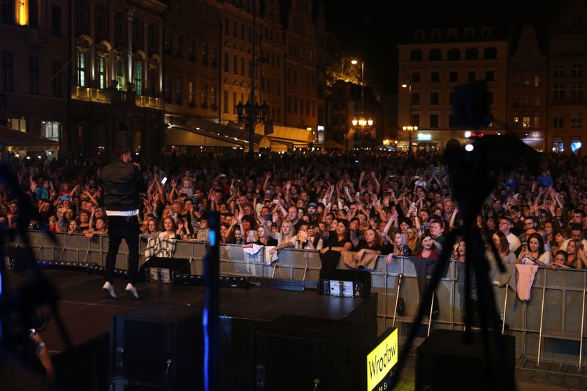 Koncert Kamila Bednarka na wrocławskim Rynku - 9 września 2022 r.