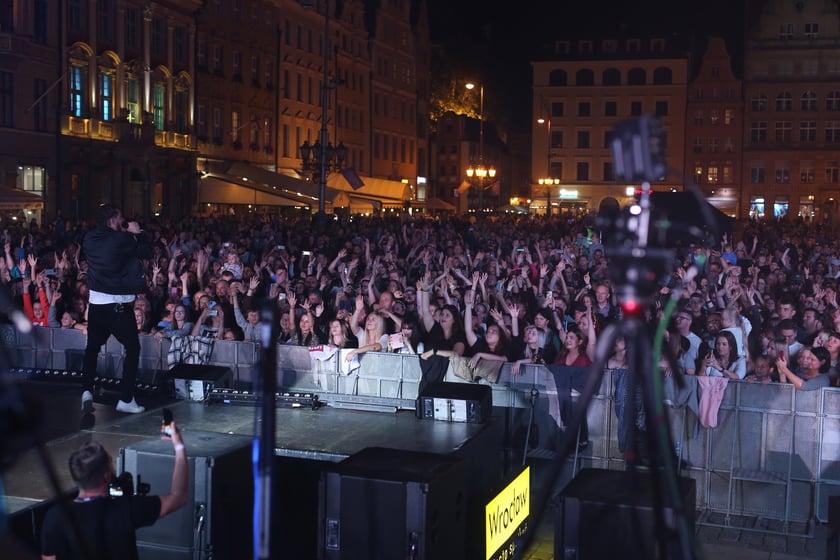 Koncert Kamila Bednarka na wrocławskim Rynku - 9 września 2022 r.