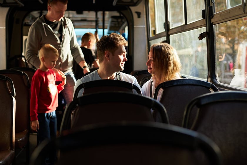 parada autobusów Wrocław 10 wrzenia 2022 na zakończeniem Dnia Otwartego Zajezdni Popowice