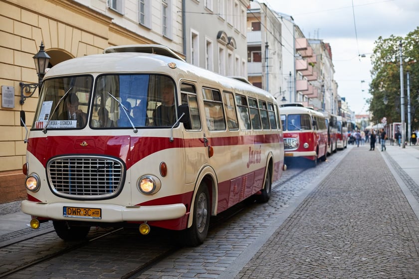 parada autobusów Wrocław 10 wrzenia 2022 na zakończeniem Dnia Otwartego Zajezdni Popowice