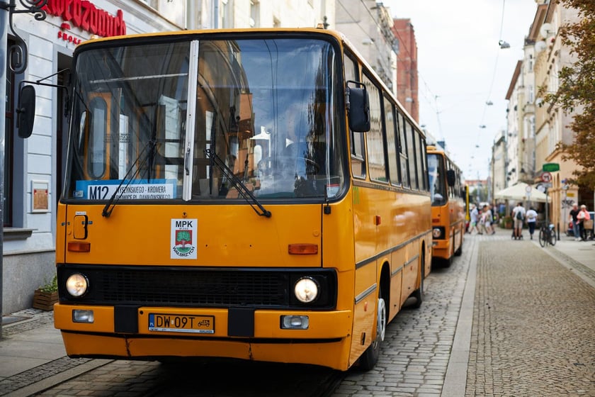 parada autobusów Wrocław 10 wrzenia 2022 na zakończeniem Dnia Otwartego Zajezdni Popowice