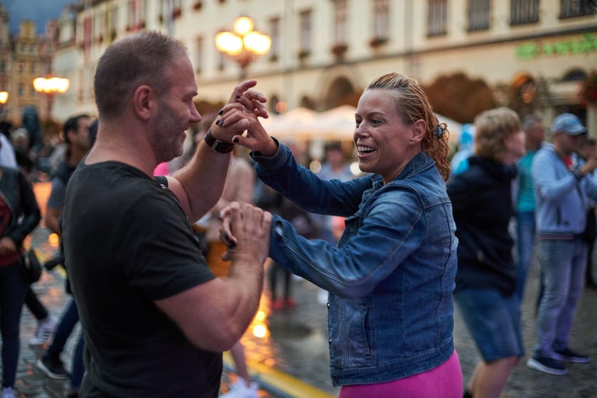 Potańcówka na wrocławskim Rynku 10 września