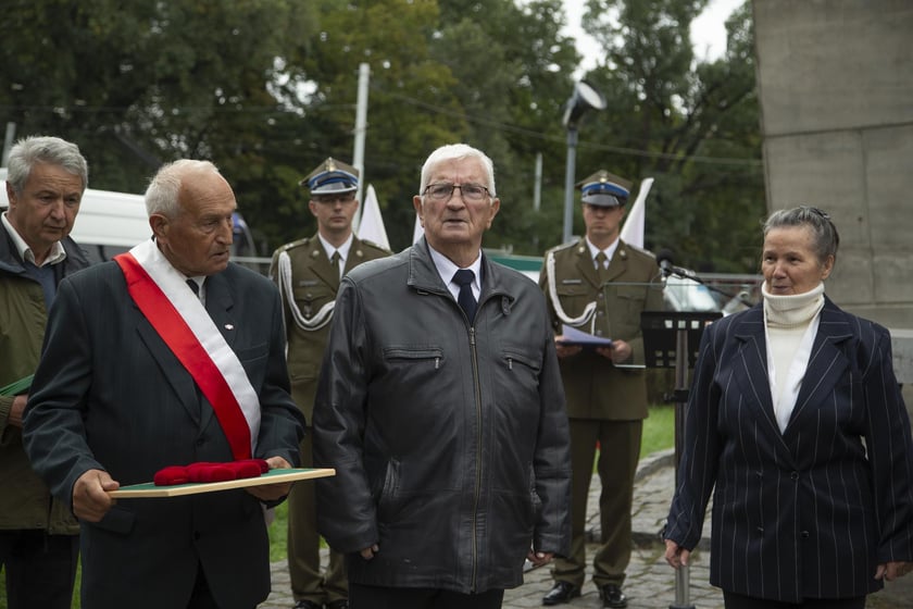 17 września 2022 ? Światowy Dzień Sybiraka i 83. rocznica sowieckiej agresji na Polskę - wrocławskie uroczystości pod Pomnikiem Zesłańcom Sybiru