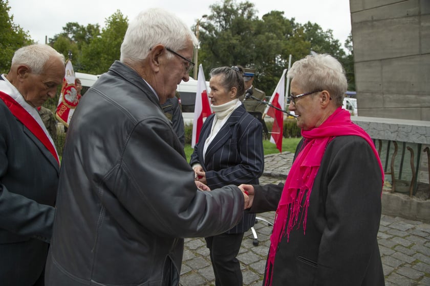 17 września 2022 ? Światowy Dzień Sybiraka i 83. rocznica sowieckiej agresji na Polskę - wrocławskie uroczystości pod Pomnikiem Zesłańcom Sybiru