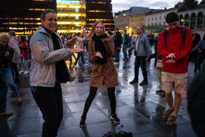 Wrocławska Potańcówka na pl. Wolności 17 września 2022 r. - na zdjęciach uczestnicy