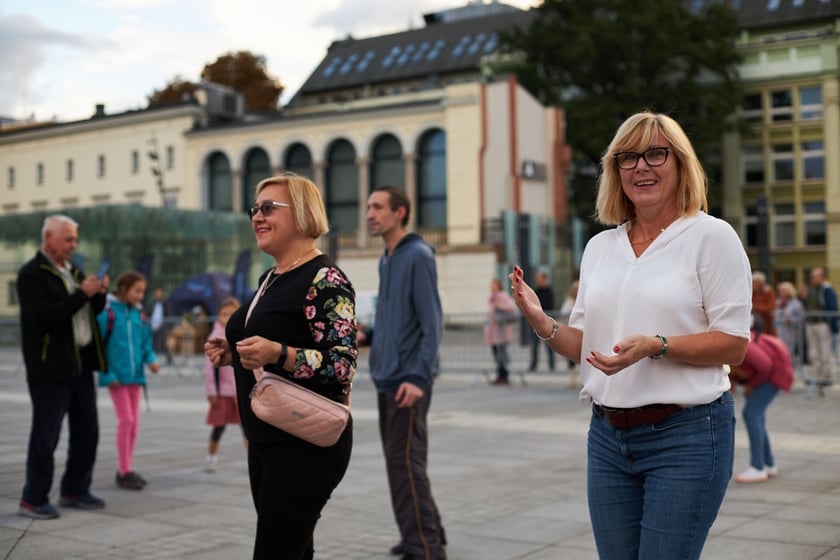 Wrocławska Potańcówka na pl. Wolności 17 września 2022 r. - na zdjęciach uczestnicy