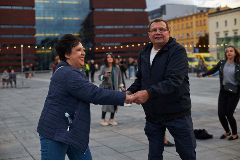 Wrocławska Potańcówka na pl. Wolności 17 września 2022 r. - na zdjęciach uczestnicy