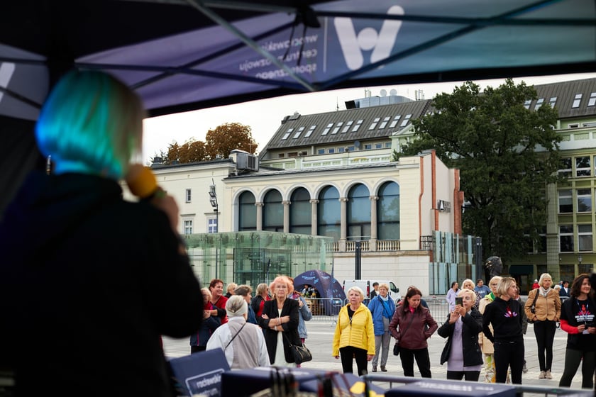 Wrocławska Potańcówka na pl. Wolności 17 września 2022 r. - na zdjęciach uczestnicy