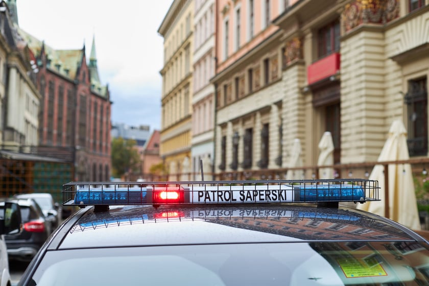 akcja saperów przy ul. Gepperta we Wrocławiu