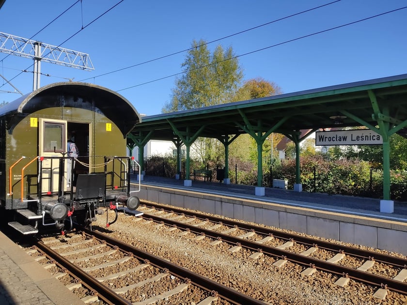 wystawa taboru kolejowego na dworcu Wrocław-Leśnica