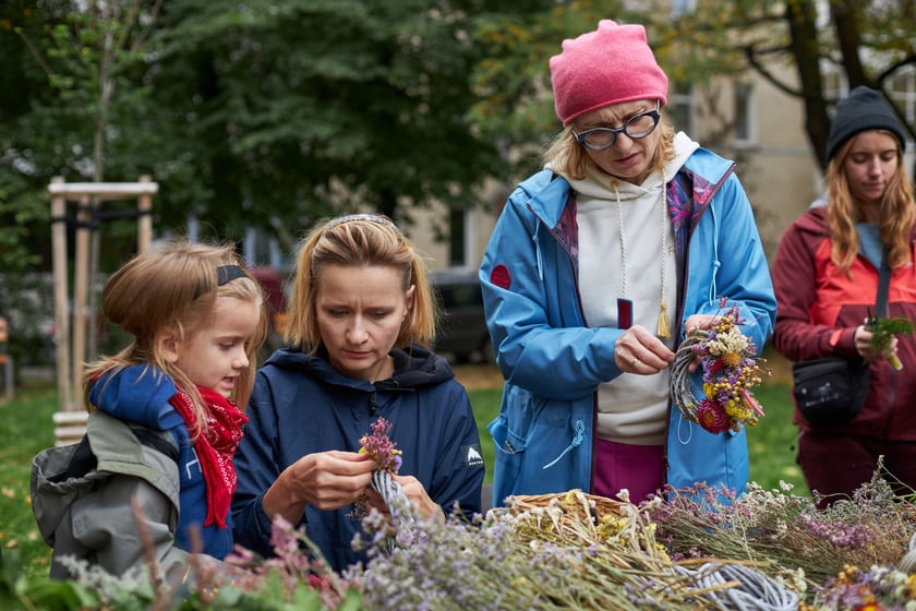 Projekt Grow Green. Warsztaty ogrodnicze, florystyczne, zabawy dla dzieci na osiedlu Ołbin