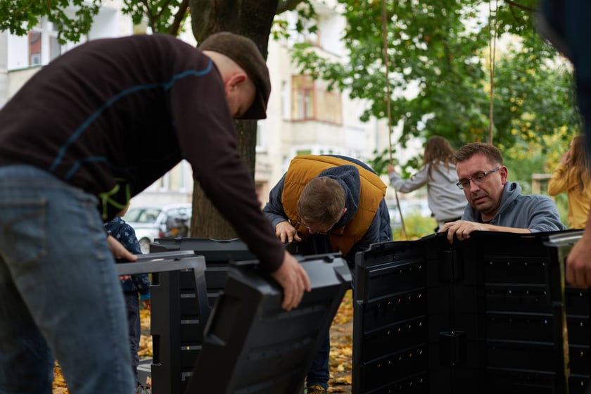 Projekt Grow Green. Warsztaty ogrodnicze, florystyczne, zabawy dla dzieci na osiedlu Ołbin
