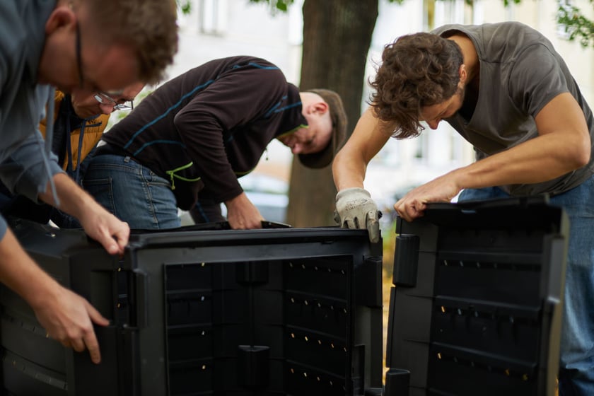 Projekt Grow Green. Warsztaty ogrodnicze, florystyczne, zabawy dla dzieci na osiedlu Ołbin