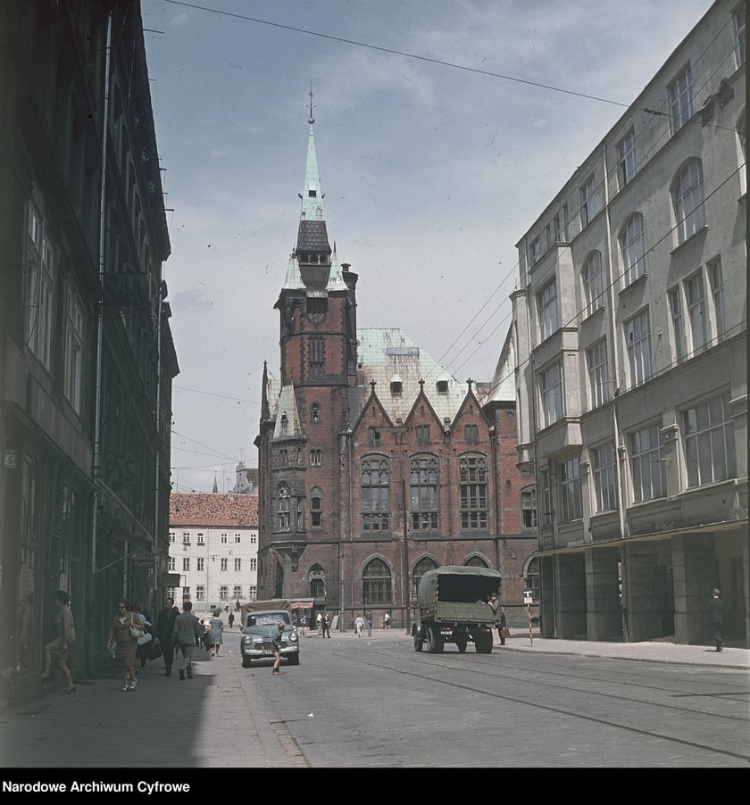 Wrocław w latach 60. XX w. Biblioteka Uniwersytecka, widok od Krupniczej