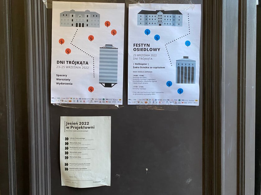Klatka schodowa kamienicy przy ul. Brzeskiej 27 została pięknie odnowiona