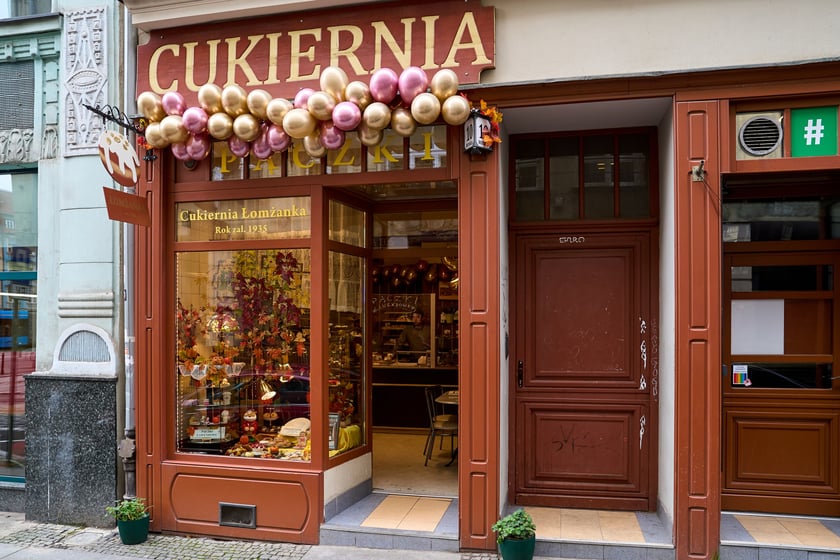 Łomżanka 24 października podczas świętowania 90. urodzin cukierni