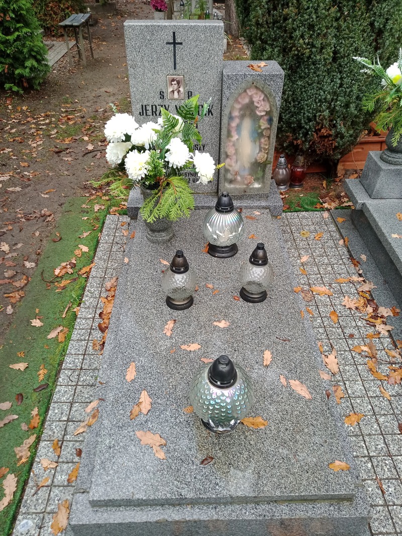 Nagrobki na wrocławskich cmentarzach