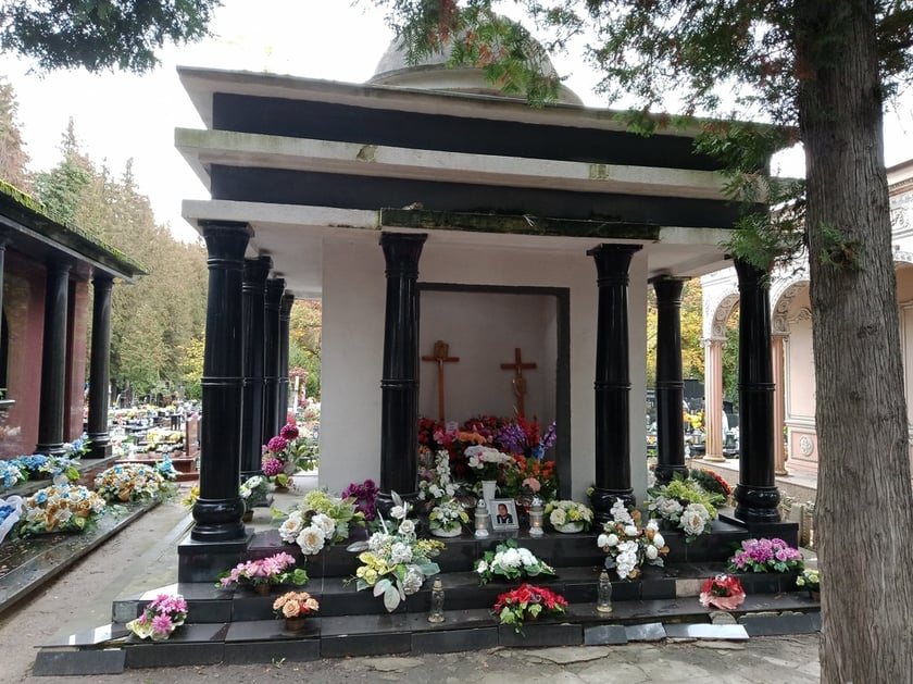 Nagrobki na wrocławskich cmentarzach