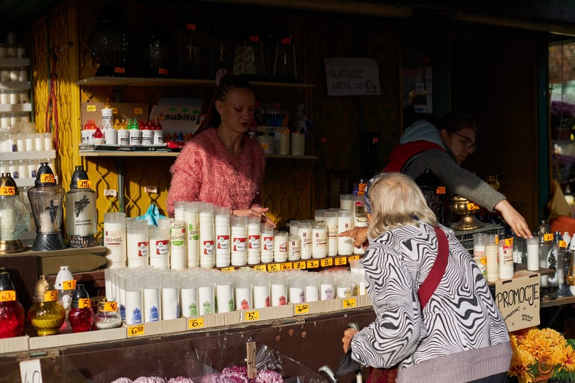 Cmentarz Osobowicki we Wrocławiu Wszystkich Świętych 2022