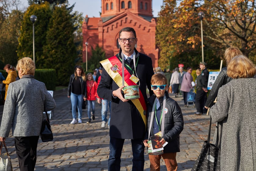 Cmentarz Osobowicki we Wrocławiu Wszystkich Świętych 2022