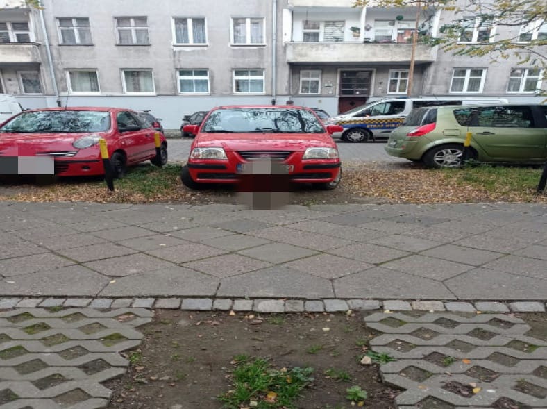 Oto zdjęcia "mistrzów parkowania" z Wrocławia