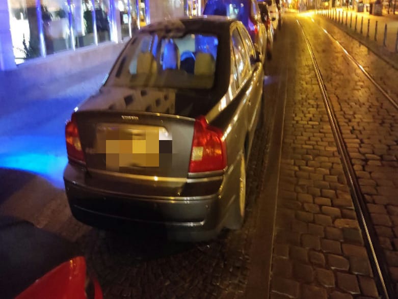 Oto zdjęcia "mistrzów parkowania" z Wrocławia